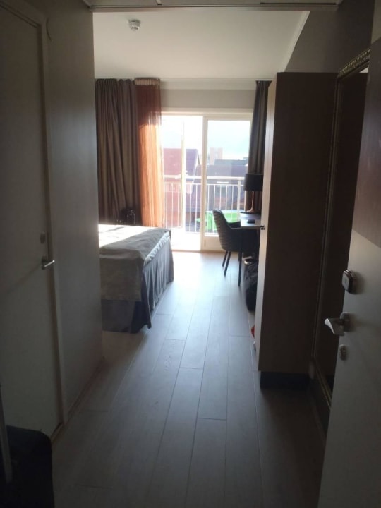 Eingangsbereich Deluxe-Doppelzimmer Clarion Collection Hotel Hammer