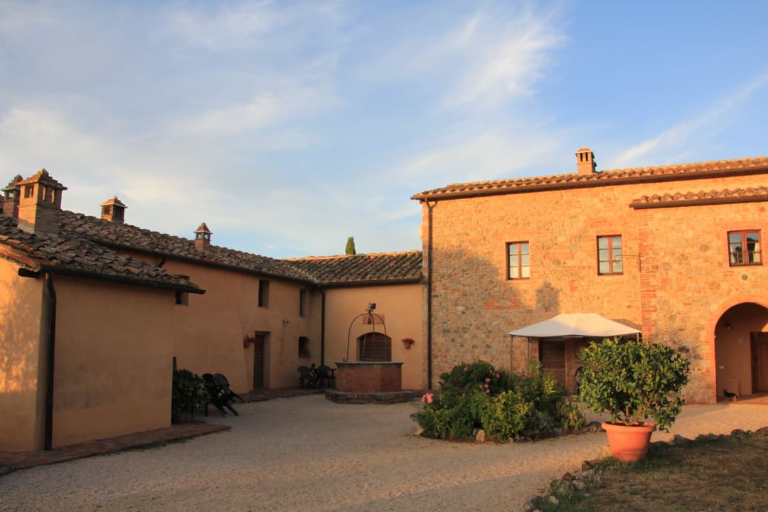 Innenhof Hotel La Caminata