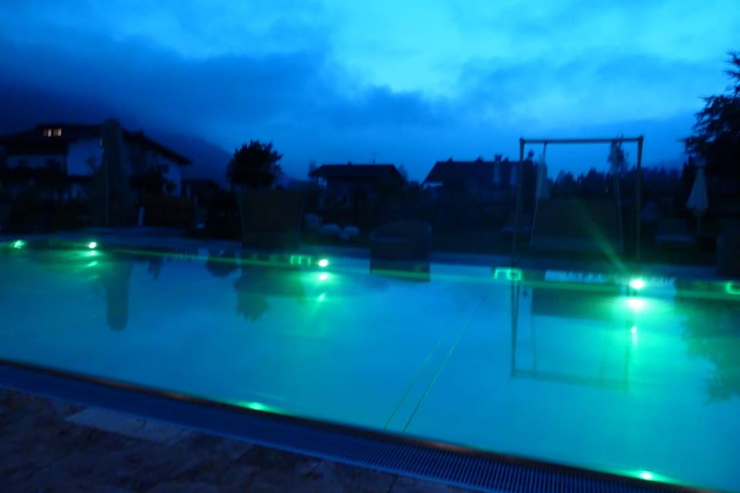 Beheizter Pool Wellnesshotel Engel