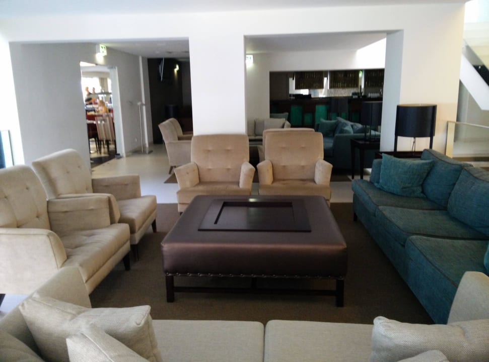 Sitzmöglichkeiten in der Lobby Ozadi Altura Beach Resort