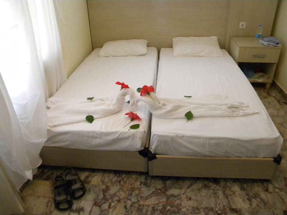 Sauberes Zimmer Hotel Süral Garden