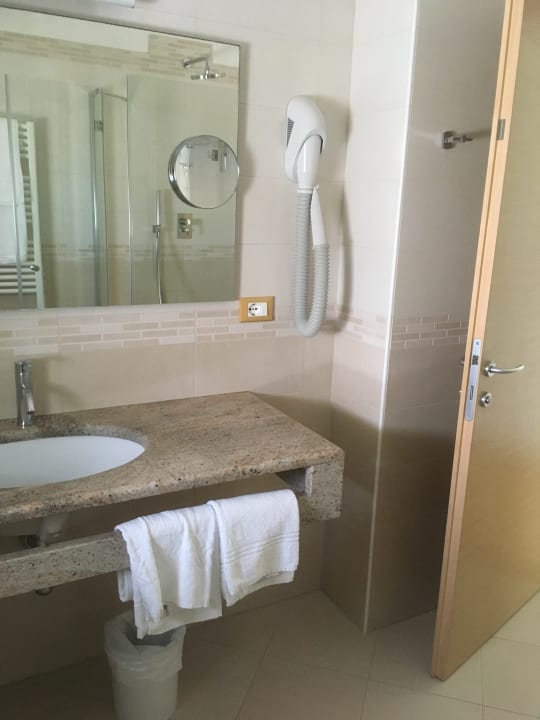 Zimmer Hotel Bristol