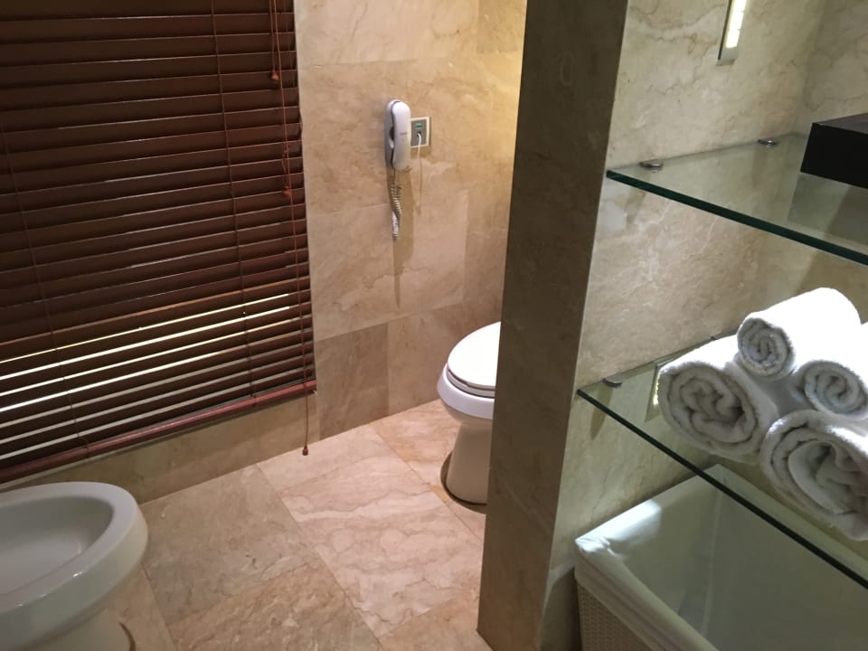 Zimmer Puri Santrian