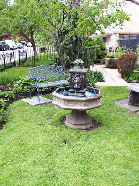 Gartenanlage Victoria's Mansion Guest House