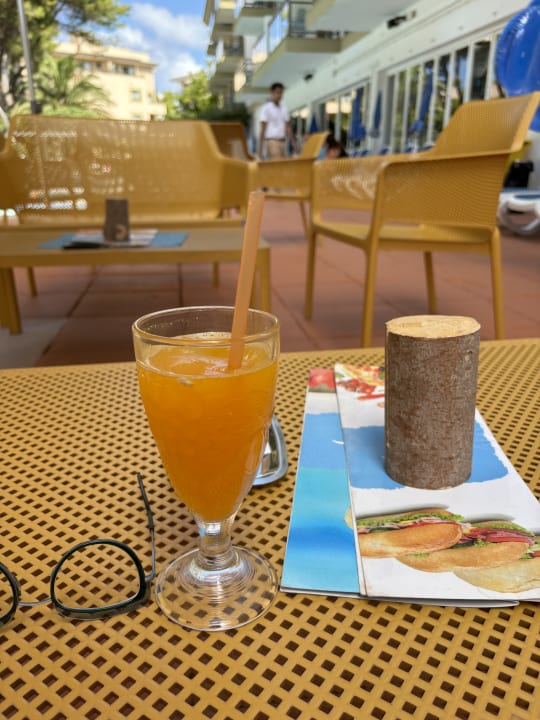 Pool Guya Wave Hotel