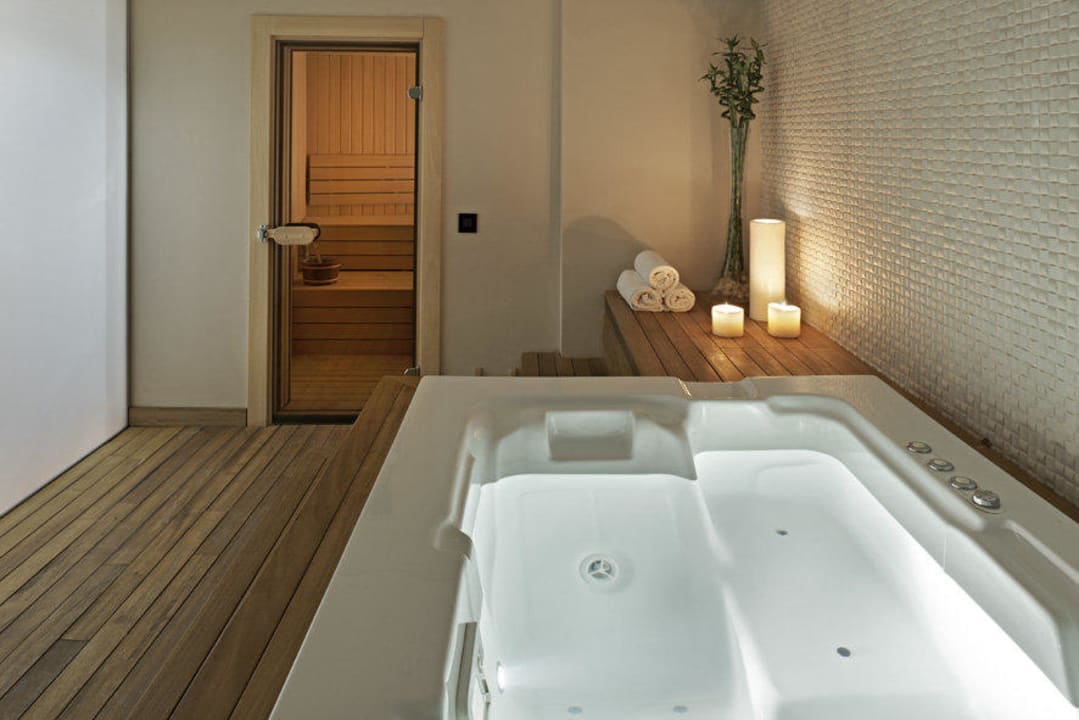 Jacuzzi Hotel Ramada Istanbul Grand Bazaar