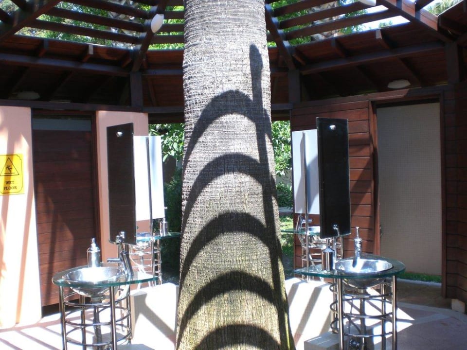 Toilettenanlage am Pool Side Star Elegance