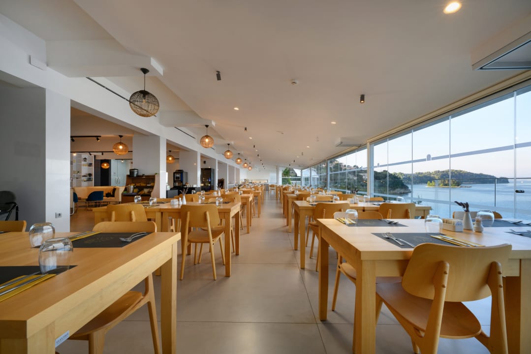 Gastro Ray Hotel Corfu