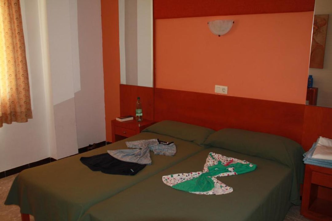 Schlafzimmer Club Simó Hotel by Senator