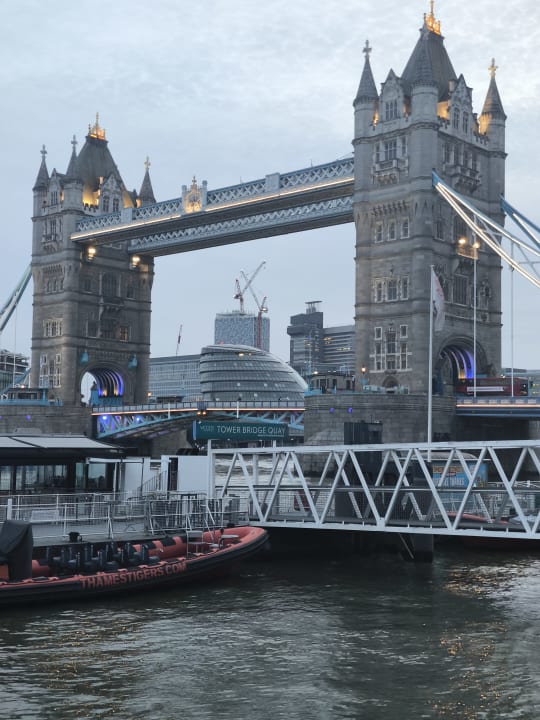 Ausblick The Tower - A Guoman Hotel