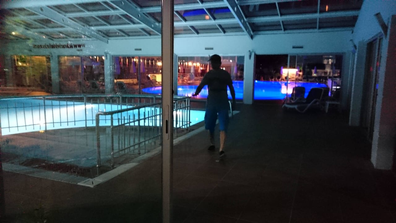 Pool bei Nacht  Seher Kumköy Star Resort & Spa