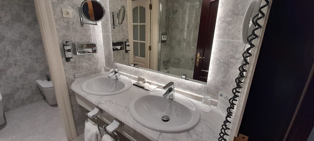 Zimmer Hotel Carlton