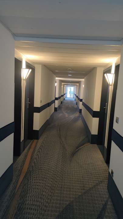 Zimmer H+ Hotel Köln Brühl