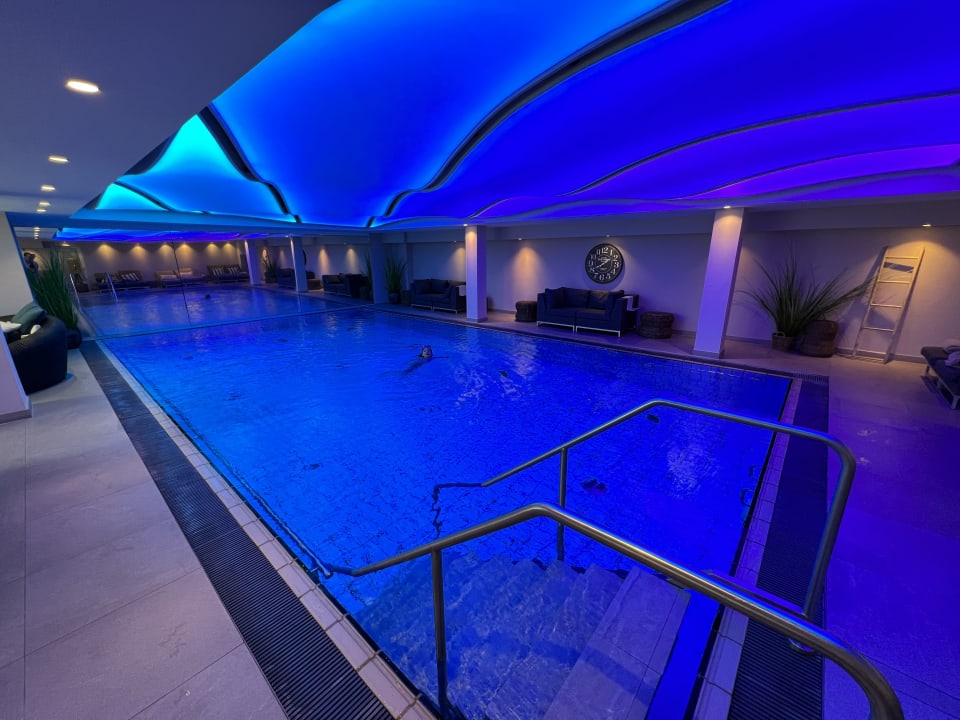 Pool Romantischer Winkel RoLigio® & Wellness Resort