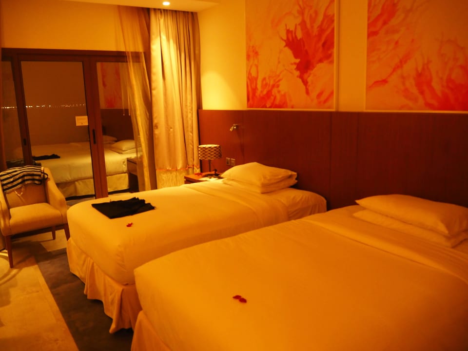 Doppelzimmer DoubleTree by Hilton Resort & Spa Marjan Island