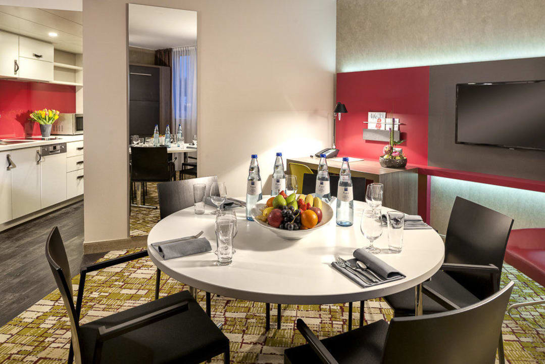 Crew-Lounge - Aufenthaltsraum für Fluggesellschaft Dorint Airport-Hotel Zürich