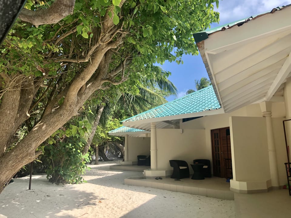 Außenansicht Embudu Village