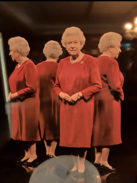 Sonstiges Shangri-La Hotel, At The Shard, London