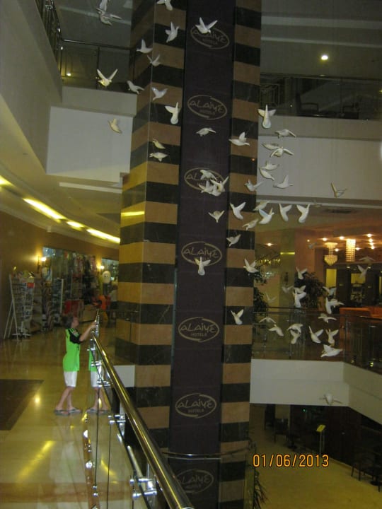 Der Fahrstuhl im Hauptgebäude Alaiye Resort & Spa