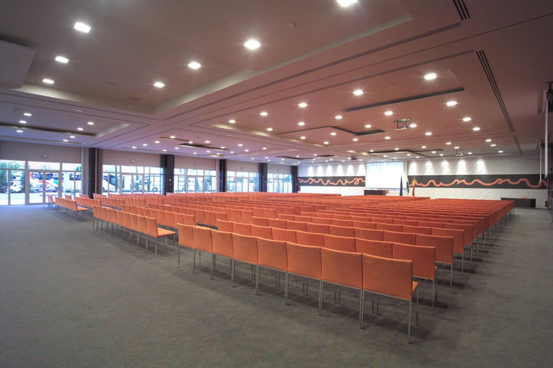 Salones polivalentes ideales para eventos, bodas.. Hotel Abades Nevada Palace