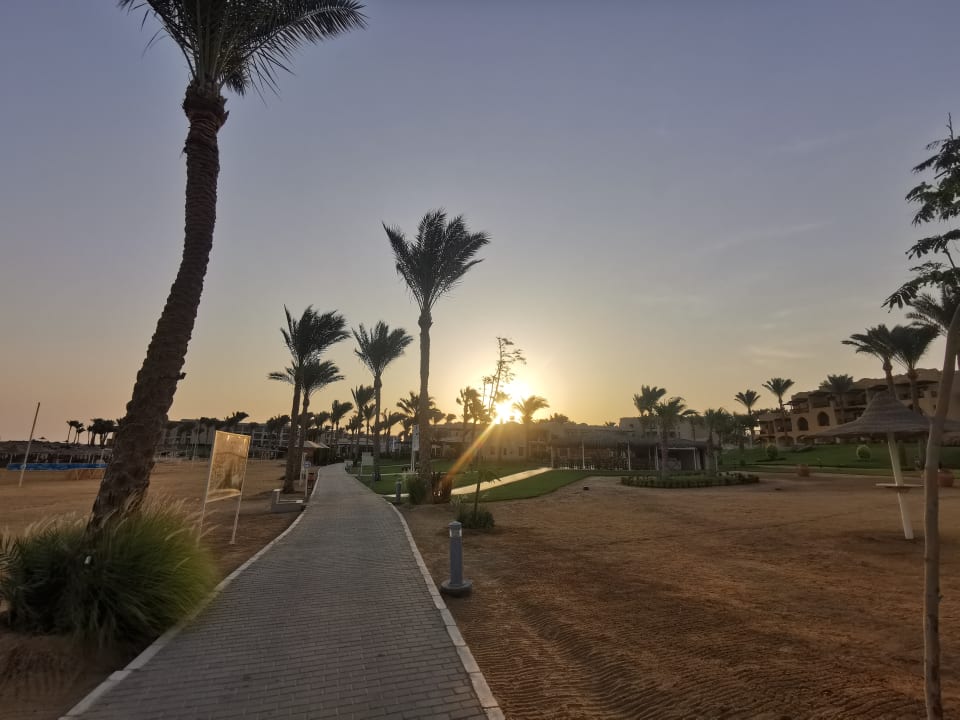 Strand Jaz Dar EL Madina