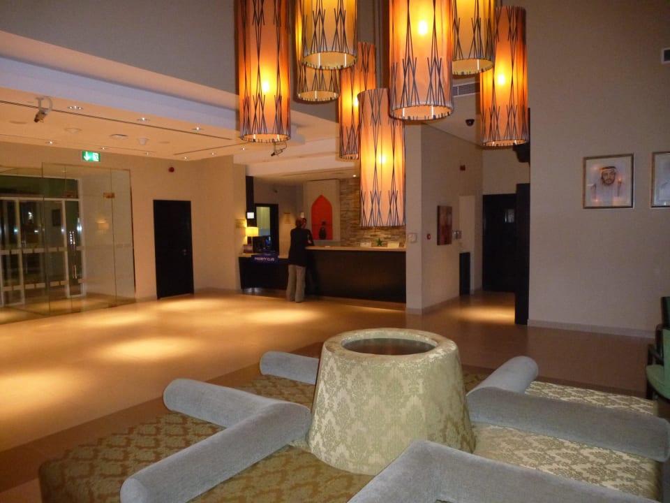 In der Lobby Hotel Holiday Inn Express Jumeirah