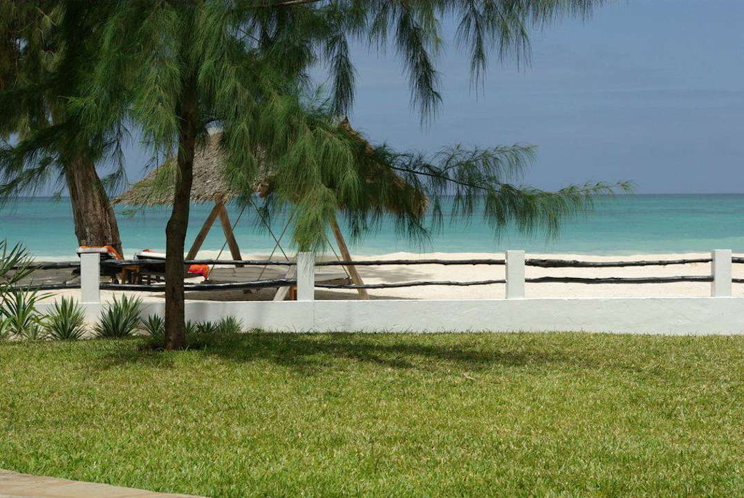 Chill-out-zone Hotel Karibuni Rafiki Beach Resort
