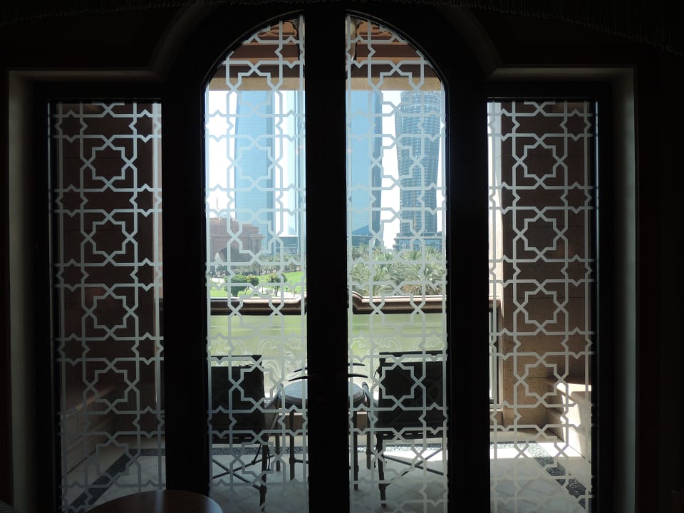 Ausblick auf den Balkon Emirates Palace Mandarin Oriental