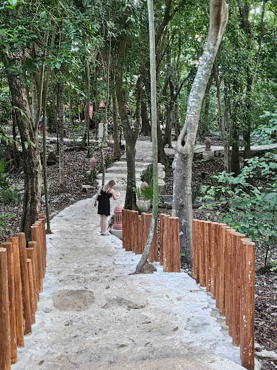 Gartenanlage Iberostar Waves Tucan