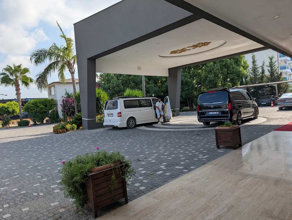 Außenansicht Calido Maris Hotel