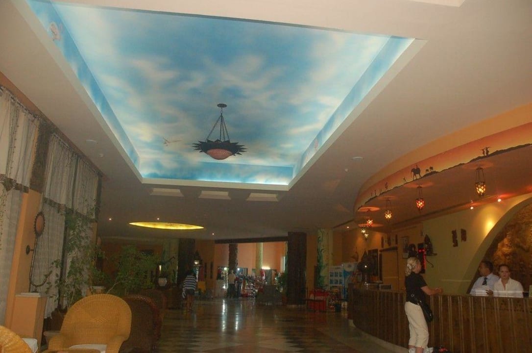 Lobby Hotel African Queen