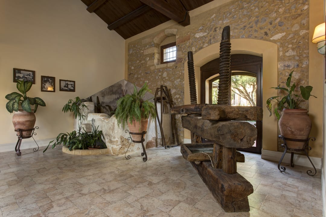 Lobby Baglio Oneto dei Principi di San Lorenzo - Luxury Wine Resort