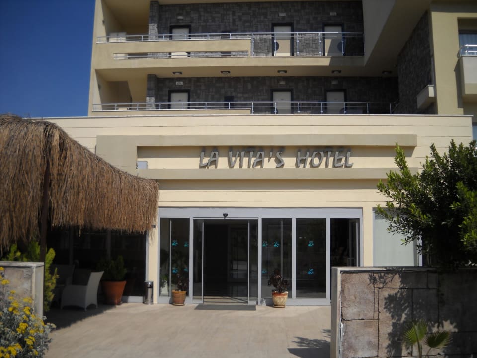 Außenansicht La Vita's Hotel