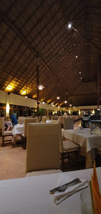 Gastro Akumal Bay Beach & Wellness Resort