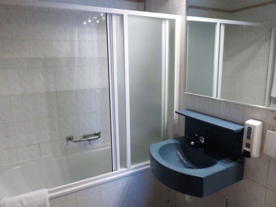 Badzimmer  Hotel Strasbourg