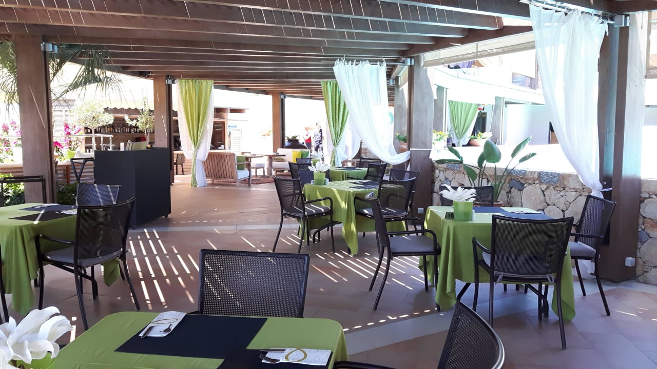 Poolbar Aquagrand Artistic Luxury Beach Resort - Adults only