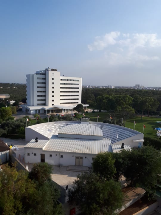 Theater Salamis Bay Conti Resort Hotel & Casino