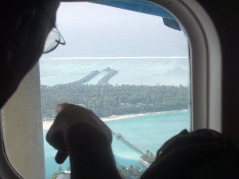 Sun Island vom Wasserflugzeug aus  Villa Park Sun Island