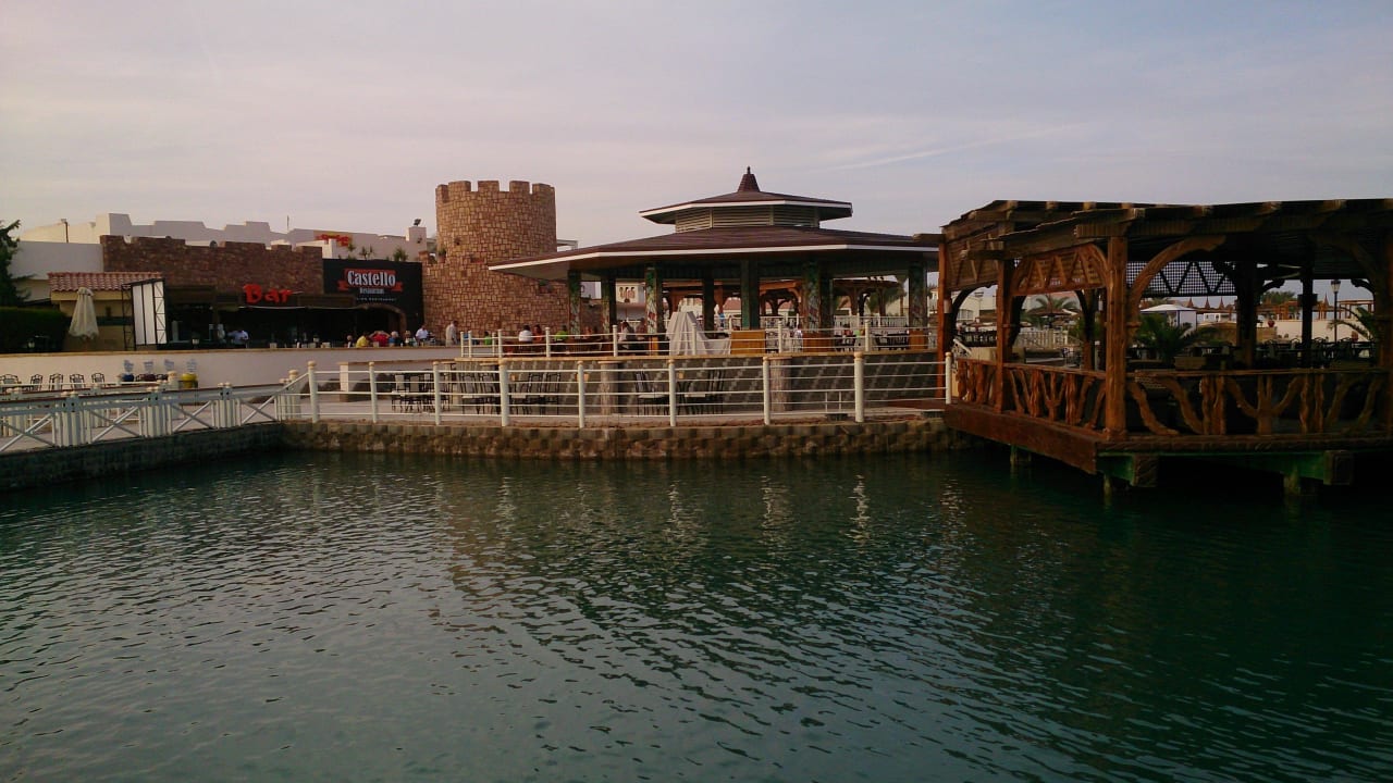 Castelo  Pickalbatros Dana Beach Resort - Hurghada