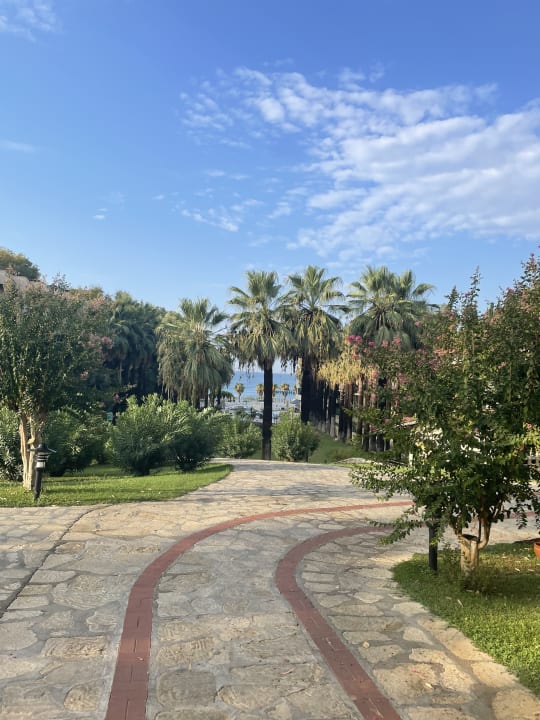 Gartenanlage Melas Holiday Village