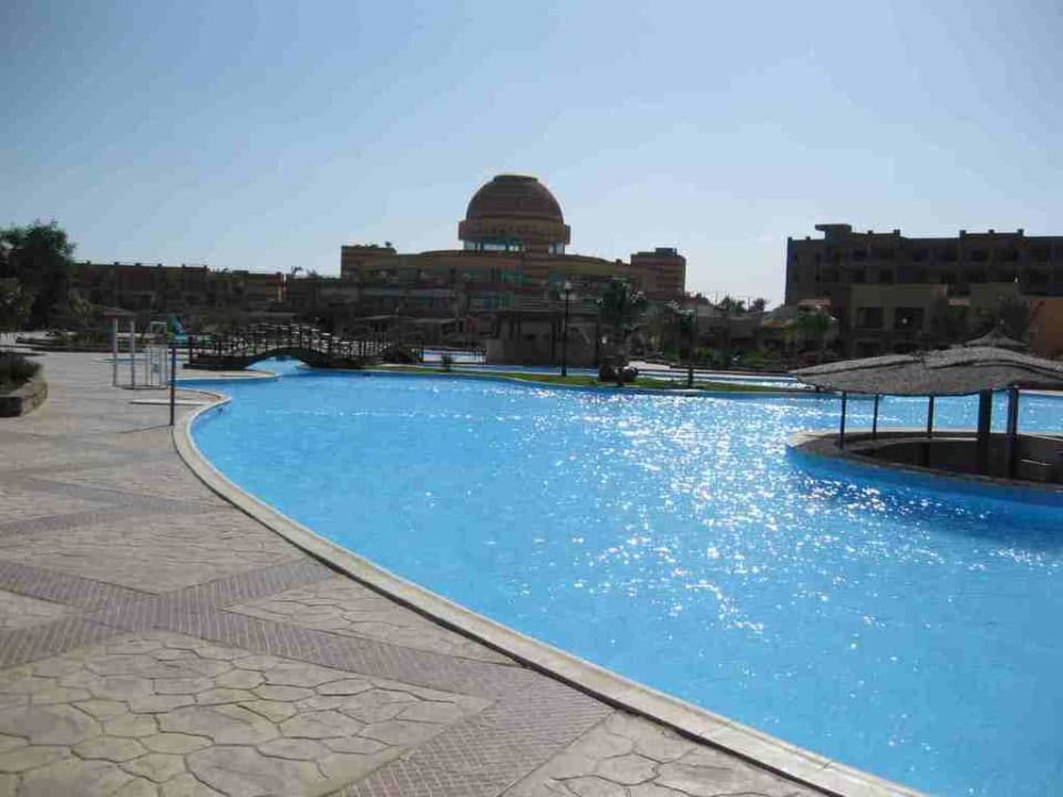 Poolanlage Malikia Resort Abu Dabbab