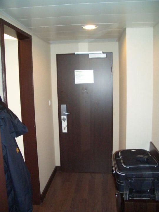 Zimmer 804 - Eingangsbereich NH Collection München Bavaria