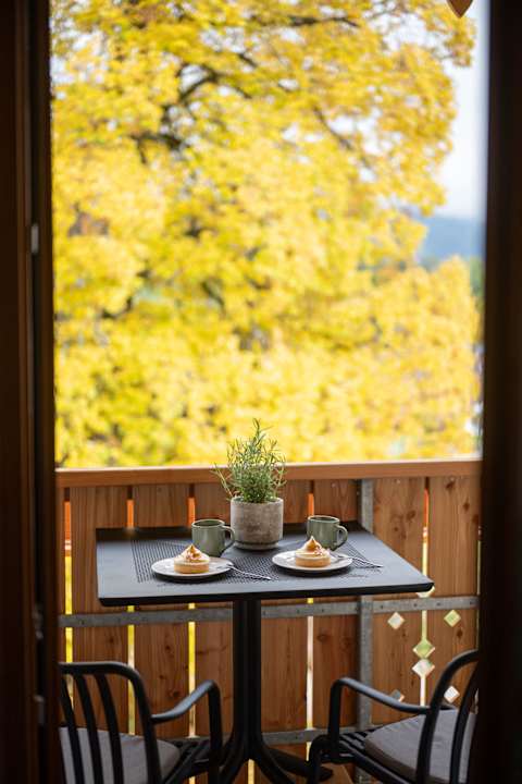 Zimmer Maisel  - Berge. Heimat. Balance.