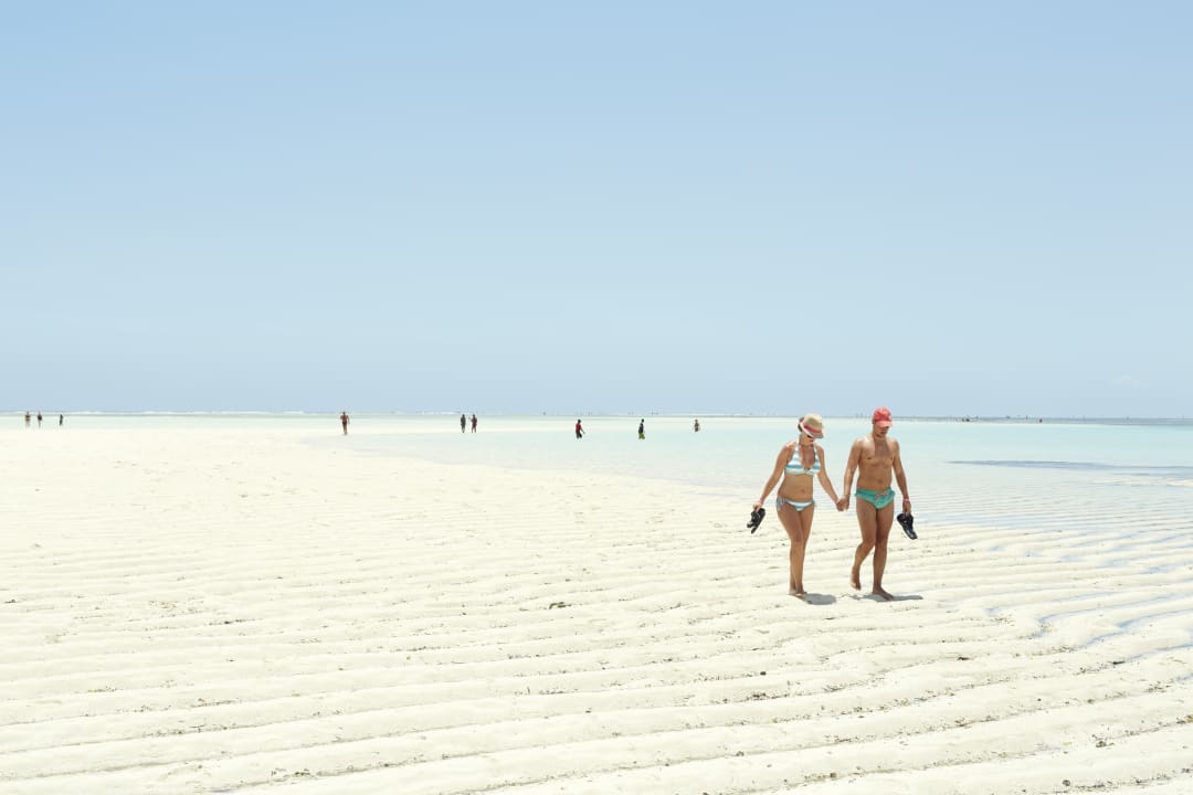Strand Neptune Pwani Beach Resort & Spa