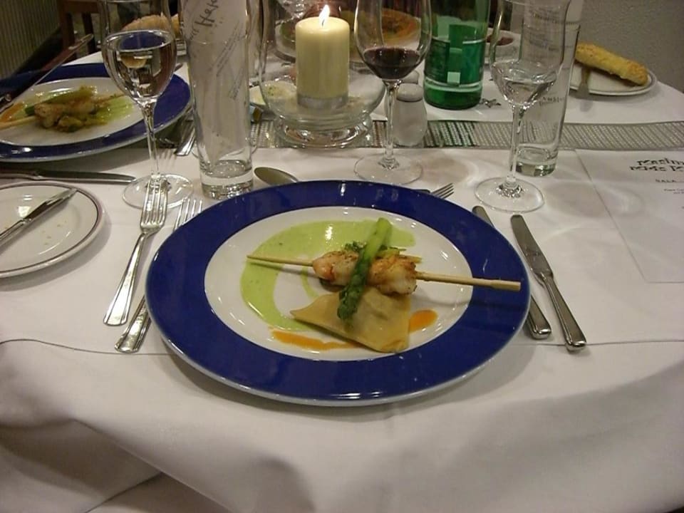 2. Gang Reiters Finest Family Hotel