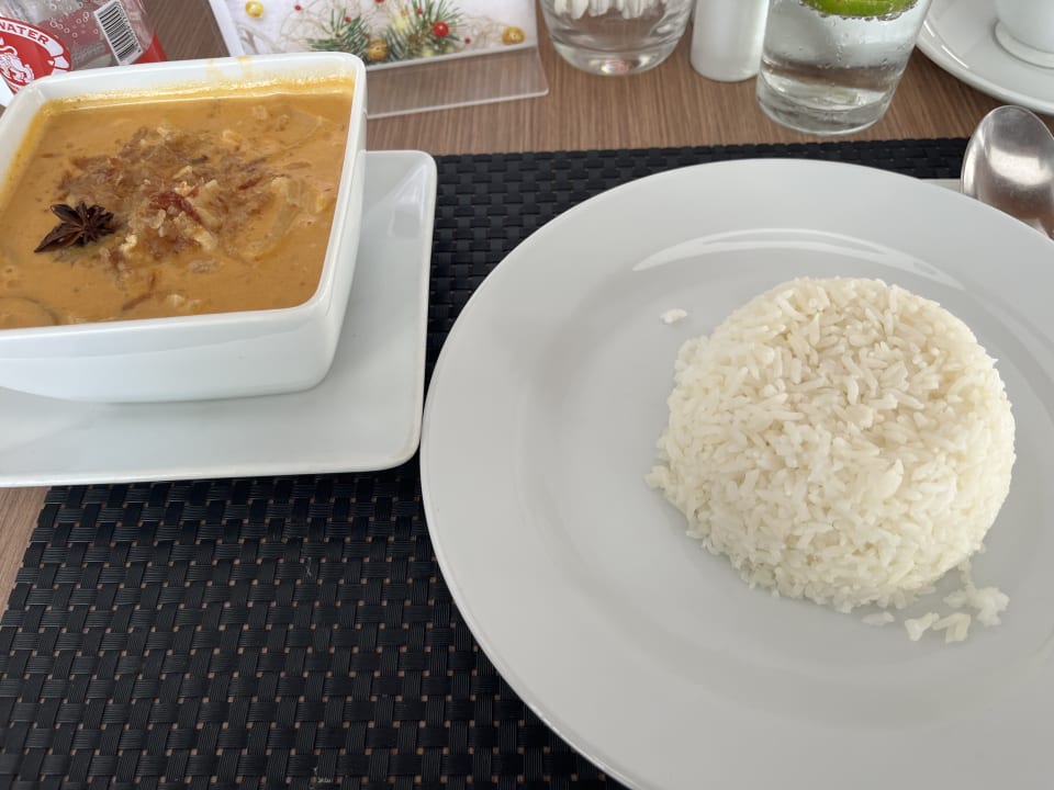 Gastro Sunprime Kamala Beach