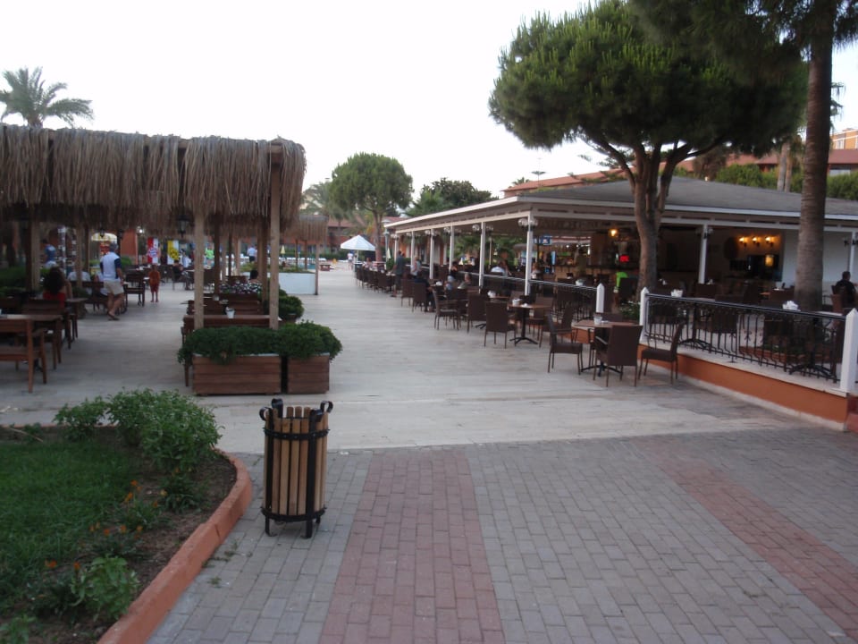 Poolbar Club Turtas Beach Hotel