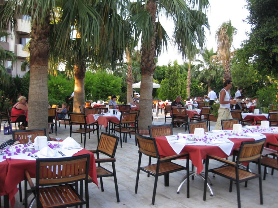 Unser Platz beim Früh-und Abendessen Hane Family Resort