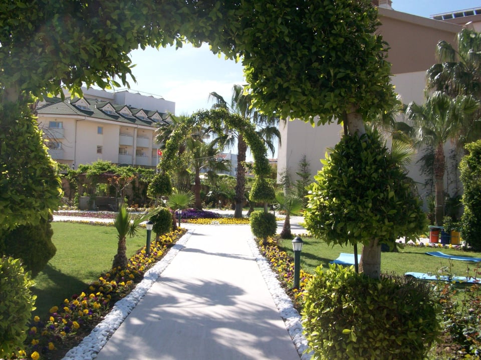 April 2012 Grand Seker Hotel