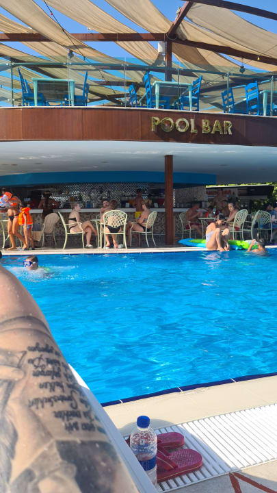 Gastro Dream World Aqua Hotel